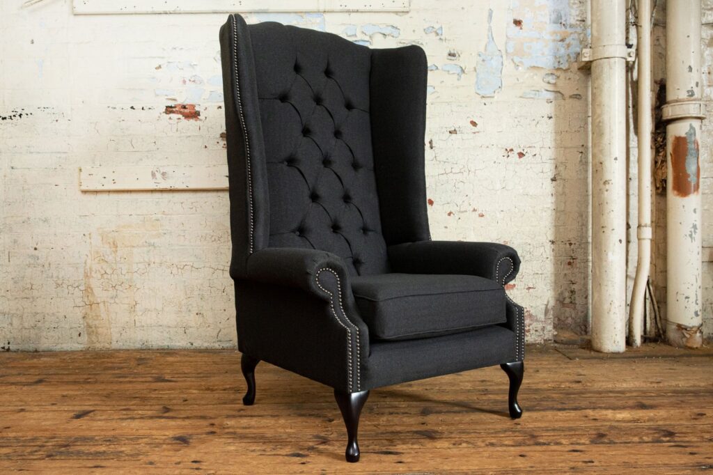 Grande Woodstock Chesterfield Wing Chair