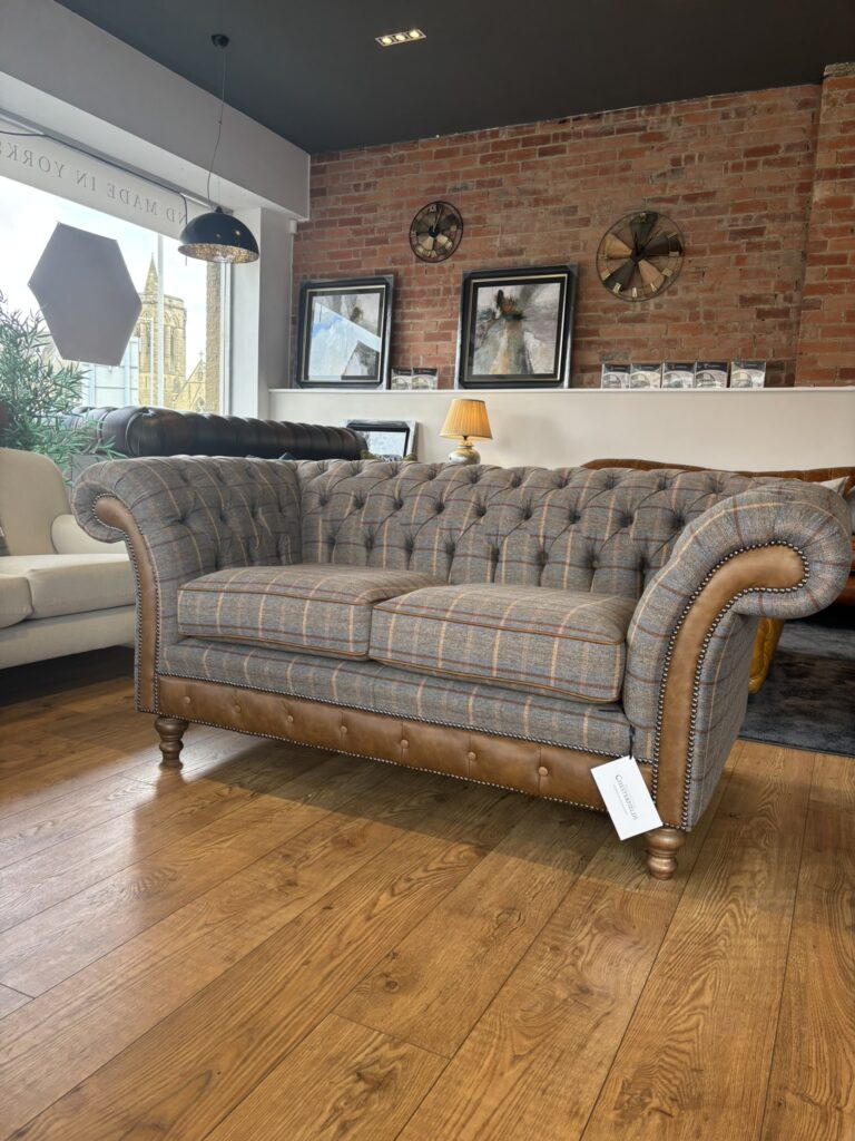 Conrad 2-Seat Chesterfield In Tan Brown Tweed